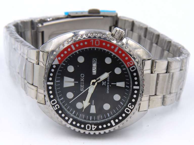 Seiko Diver's 200m Stainless Steel Watch