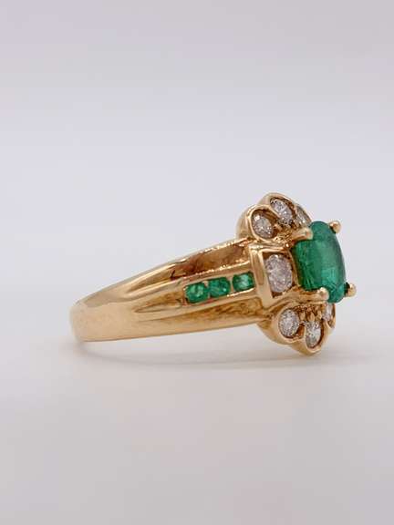 18kt Solid Yellow Gold, Emerald, and Diamond Ring