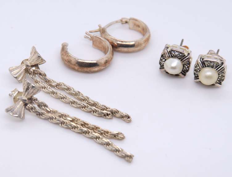 Goup Lot of 3 Vintage 925 Sterling Silver Earrings