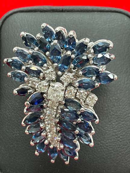 LADIES 14K WHITE GOLD DIAMOND AND SAPPHIRE ANTIQUE RING