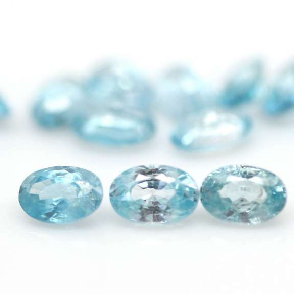 Brilliant 8.79ct sky blue Zircon set