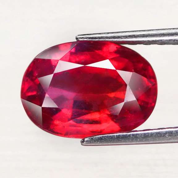 Stunning 3.41ct reddish pink Ruby