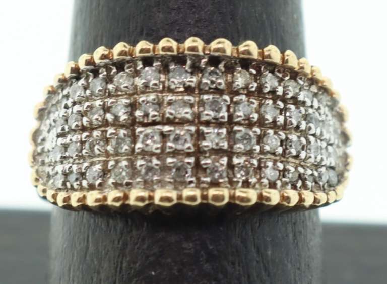 LADIES 10K GOLD AND DIAMOND BAND