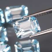 Simply brilliant 11.36ct sky blue Topaz set