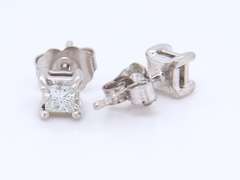 Sparkling White Gold Princess Cut Diamond Stud Earrings