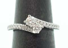 LADIES “EVER US” 14K GOLD ND DIAMOND RING