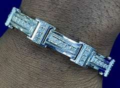 STUNNING 14K WHITE GOLD MENS DIAMOND BRACELET WITH UNIQUE LINK DESIGN