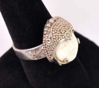 Sterling Silver Cameo Style Ring