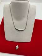 14K WHITE GOLD AND DIAMOND NECKLACE