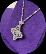 Beautiful Sterling silver Dancing Stone Pendant