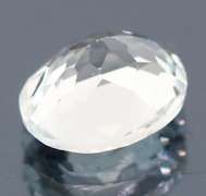 Gorgeous 5.96ct diamond white Topaz