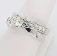 1.00CTW Diamond Cross-Over Ring