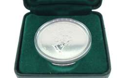 1oz silver maple leaf coloured coin