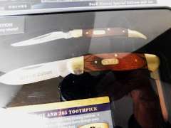 Buck Knives 389 Canoe & 385 Toothpick Gift Set