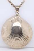 Vintage 925 Sterling Silver Seashell Pendant on Rolo Chain Necklace