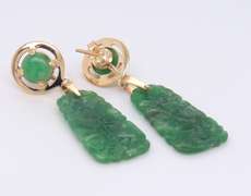 Vintage Yellow Gold Carved Jade Dangle Earrings