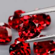 Premium 5.70ct heart cut cherry red Garnet set