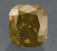 Simply gorgeous! .49ct moss green Diamond
