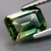 Rare bi-color 1.15ct green and yellow Sapphire