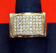 MENS 14K YELLOW GOLD RING WITH 1.07 CARAT OF DIAMOND