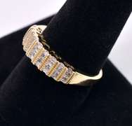 Amazing Diamond "MOM" Ring in Yellow Gold