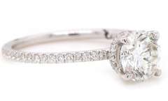Powerful 1.37ctw Round Diamond Straight Engagement Ring in 18K