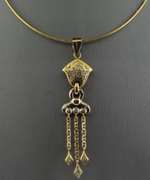 18K GOLD OMEGA NECKLACE WITH DIAMOND PENDANT