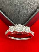 LADIES 14K WHITE GOLD AND DIAMOND RING