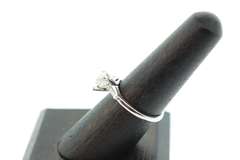 Gorgeous 14kt Solid White Gold & Pear Shaped Diamond Ring