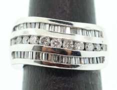 LADIES 14K WHITE GOLD AND DIAMOND BAND