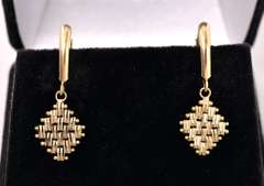 Imperial Style Dangle Earrings in 14K Yellow Gold
