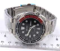 Seiko Diver's 200m Stainless Steel Watch