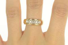 14K Yellow Gold 0.32 Ctw Diamond Classic Men's Wedding Ring