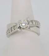 1.00CTW Diamond Cross-Over Ring