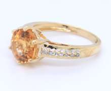 Elegant Yellow Gold Round Citrine and Diamond Ring
