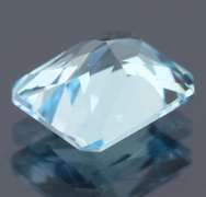 Ravishing 5.63ct 11x9mm emerald cut Topaz