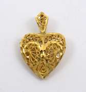 Sweet Filigree Heart Pendant