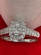 CERTIFIED LADIES 14K WHITE GOLD AND DIAMOND RING