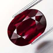Superb 4.73ct untreated ruby red Rhodolite Garnet