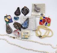 Group Lot of Miscellaneous Costume Jewelry
