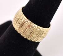 Wonderful Textured Band Ring in 14K Yellow Gold