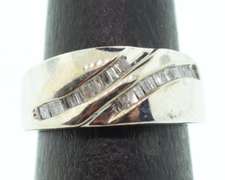 MENS 14K WHITE GOLD DIAMOND BAND