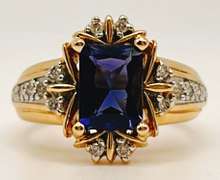 14kt Yellow Gold Blue Stone Ring