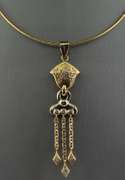 18K GOLD OMEGA NECKLACE WITH DIAMOND PENDANT