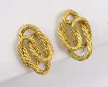 Fascinating 18k Interwoven Loops Earrings