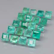Vivid! Top green 2.95ct Colombian Emerald set