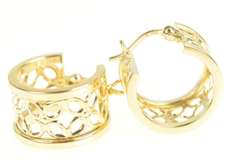 14K Yellow Gold Flower Pattern Filigree Squared Hoop Earrings