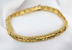 Sparkling 8" Feminine Bracelet