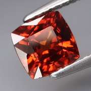 Simply amazing! 2.27ct natural Imperial Zircon