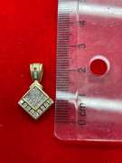 14K YELLOW GOLD PENDANT WITH 0.75 CARAT OF DIAMONDS